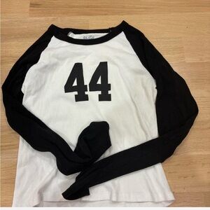 Brandy Melville Black and White Long Sleeve Tee